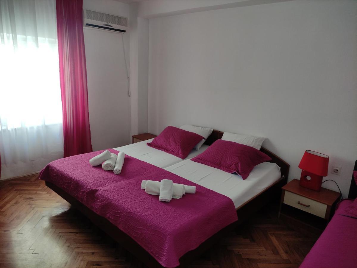 Apartmani More Petrovac Exterior foto