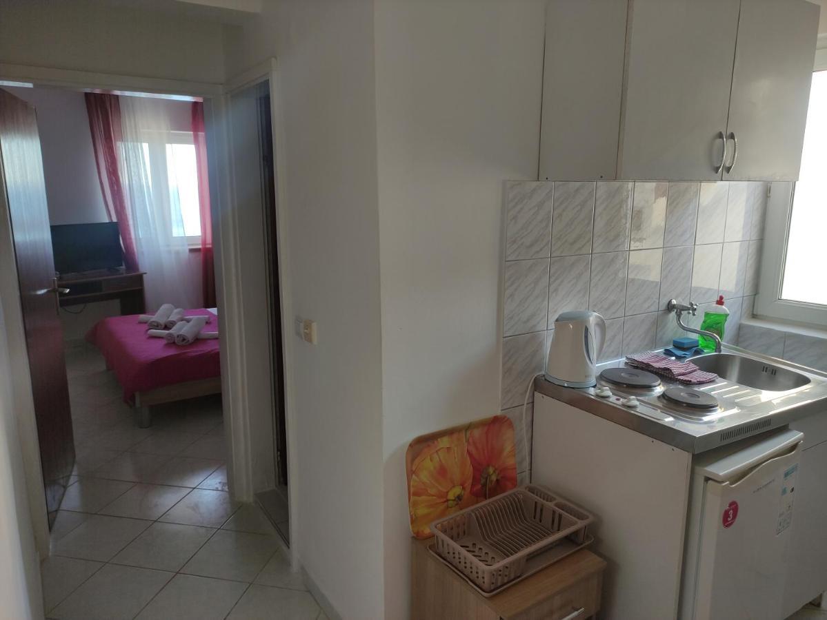 Apartmani More Petrovac Exterior foto