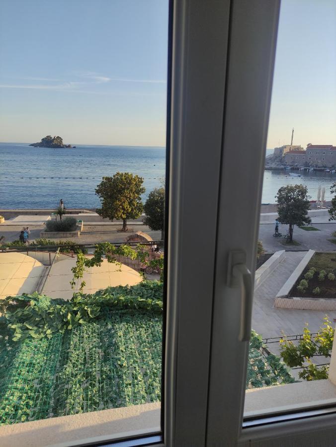 Apartmani More Petrovac Exterior foto